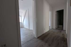 Frisch sanierte 2-Zimmer-Wohnung mit sonnigem Balkon – Julius-Ludowieg-Straße 67, 21073 Harburg (Ortsteil), Hamburg – Vorschaubild 2