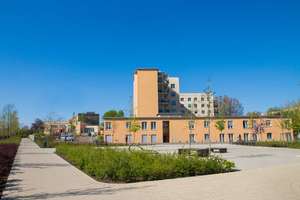 Schöne 2-Raumwohnung, aber auch 1-Raumwohnungen im Betreuten Wohnen für Rentner ab sofort verfügbar – Tschirchdamm 20, 14772 Hohenstücken, Brandenburg an der Havel – Vorschaubild 1