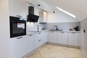 Hochwertig sanierte Dachgeschosswohnung mit Kamin – Die vollständige Adresse der Immobilie erhältst du vom Anbieter., 46149 Alsfeld, Oberhausen – Vorschaubild 4