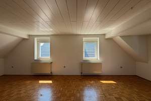 Geräumige und helle Wohnung im DG mit Parkettboden in Dortmund – 44269 Benninghofen, Dortmund – Vorschaubild 3