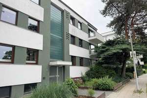 E.-Kettwig vor der Brücke gemütliche 5 R-Whg, große Terrasse sep. Büro u.v.m.