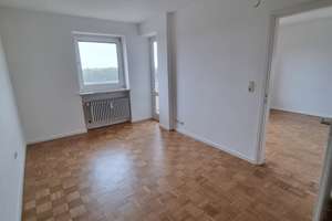Helle 2-Zimmer Wohnung im 8. OG mit Balkon in München-Fürstenried – Allgäuerstr. 102, 81475 Fürstenried-West, München – Vorschaubild 3