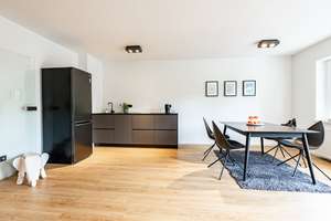 Stilvolles Design trifft auf eine der begehrtesten Wohnlagen Hamburgs - Cityappartement Uhlenhorst – Die vollständige Adresse der Immobilie erhältst du vom Anbieter., 22085 Uhlenhorst, Hamburg – Vorschaubild 7