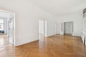 Premium-Lage! Sanierte 6-Zimmer-Wohnung mit viel Platz – Die vollständige Adresse der Immobilie erhältst du vom Anbieter., 14050 Westend, Berlin – Vorschaubild 4