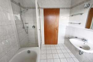 3 Zi. Wohnung (Nr. 6) im DG (2. OG) mit Balkon und Garage – Die vollständige Adresse der Immobilie erhältst du vom Anbieter., 91056 Dechsendorf Ost, Erlangen – Vorschaubild 22