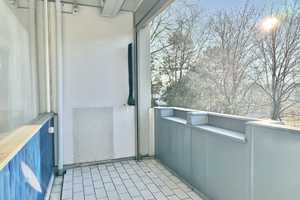 Helle Wohnung mit Balkon nahe Bramfelder Dorfplatz – Hamburg – Vorschaubild 12