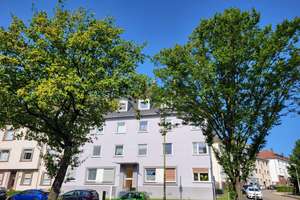 Gut geschnittene 3-Raum KDB-Wohnung im DG – Huttropstr. 52, 45138 Huttrop, Essen – Vorschaubild 1