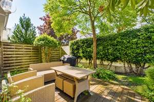 WOHNEN WIE IM HAUS – GROSSZÜGIGE MAISONETTEWOHNUNG MIT TERRASSE UND GARTENANTEIL