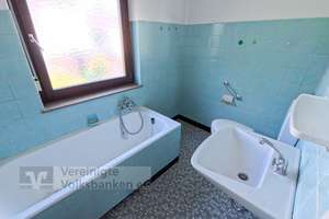 Gepflegtes Reihenmittelhaus mit Garten und Balkon in Orschel Hagen zu verkaufen! – Die vollständige Adresse der Immobilie erhältst du vom Anbieter., 72760 Reutlingen-Mitte, Reutlingen – Vorschaubild 17
