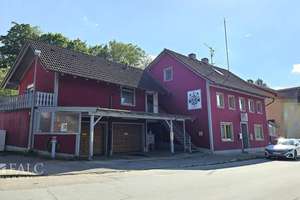 Zweifamilienhaus mit Potenzial in Landau a. d. Isar – zwei Wohneinheiten, Garage & Garten – Die vollständige Adresse der Immobilie erhältst du vom Anbieter., 94405 Landau an der Isar – Vorschaubild 2