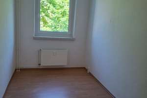 Großzügige 3-Raum-Wohnung mit Balkon! – Förderstedter Straße 96, 39112 Leipziger Straße, Magdeburg – Vorschaubild 11