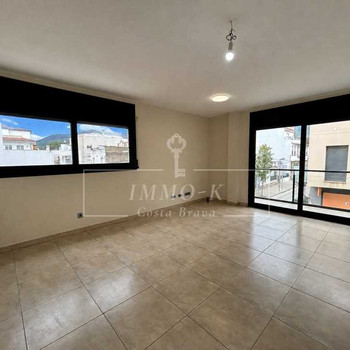 Geräumige 68 m² Wohnung im Zentrum von Port de Llançà