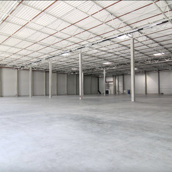 ca. 4.200 m² einfahrbare Hallenfläche zu vermieten