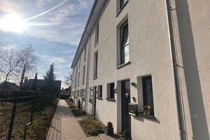 Exklusives Endreihenhaus mit Gartenanteil in Kaltenkirchen – Am Schaafredder 12, 24568 Kaltenkirchen – Vorschaubild 1