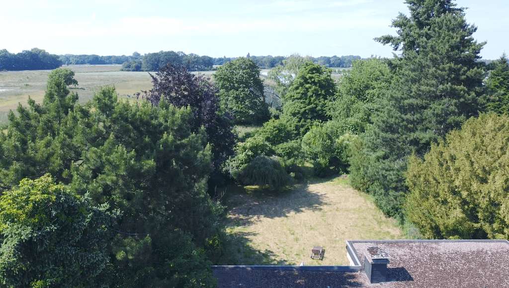 TRAUMGRUNDSTÜCK MIT SANIERUNGSBEDÜRFTIGEM BUNGALOW IN BEGEHRTER WOHNLAGE KREFELD-VERBERG