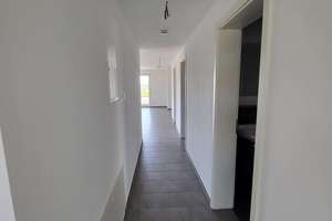 **Helle, moderne 4-Zi.-Wohnung mit EBK und TG-Stellplatz** – Die vollständige Adresse der Immobilie erhältst du vom Anbieter., 70374 Muckensturm, Stuttgart – Vorschaubild 8