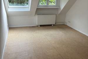 Helle und großzügig geschnittene 3-Raum-Wohnung