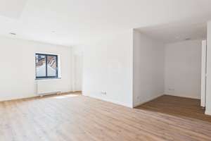 IN-Stadtmitte - 3 ZKB im 2. OG mit Lift - Erstbezug nach Modernisierung – Die vollständige Adresse der Immobilie erhältst du vom Anbieter., 85049 Mitte, Ingolstadt – Vorschaubild 4