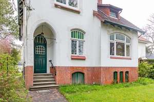 Großzügigkeit und exklusives Wohnambiente: 
"Gründerzeitvilla mit Traumhaus-Potenzial" – Die vollständige Adresse der Immobilie erhältst du vom Anbieter., 21029 Bergedorf (Ortsteil), Hamburg – Vorschaubild 4