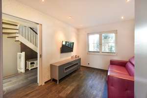Modernes Familienglück!
Wohnen, Genießen und Entspannen auf höchstem Niveau
Stilvolle Doppelhaushä – Die vollständige Adresse der Immobilie erhältst du vom Anbieter., 45136 Bergerhausen, Essen – Vorschaubild 4