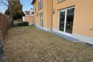 Traumhafte EG-Wohnung auf zwei Ebenen mit viel Platz, Südterrasse – Silberblattstr. 9, 81375 Großhadern, München – Vorschaubild 14