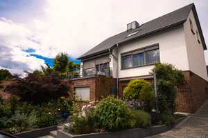 Panoramablick trifft Gartenidylle – Stilvolles Einfamilienhaus in Toplage von Erfurt – Erfurt – Vorschaubild 7