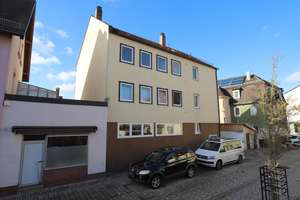 Gemeindehaus mit zwei Wohnungen und potenzieller Nutzfläche – Die vollständige Adresse der Immobilie erhältst du vom Anbieter., 90552 Röthenbach an der Pegnitz – Vorschaubild 1