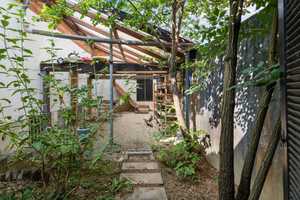Property thumbnail 35