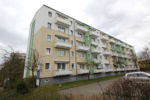 2 Zimmer-Wohnung im 2. Obergeschoss mit Balkon in Schwerin Lankow zu kaufen!