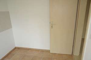 Hübsche Wohnung mit schickem Fensterbad, West-Balkon und Stellplatz – Sachsenring 41, 9127 Gablenz, Chemnitz – Vorschaubild 9