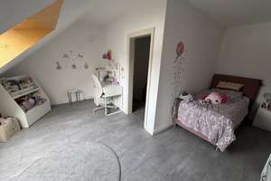 5-Zimmer-Wohnung in Bremen Sodenmatt mit Balkon – Hilversumer Straße 62, 28259 Sodenmatt, Bremen – Vorschaubild 7