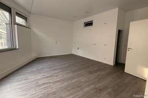 Erstbezug, Platzwunder 3-Zimmer-Wohnung Mitten am Brand – Am Brand  22, 55116 Altstadt, Mainz – Vorschaubild 2