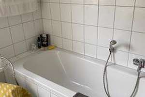 Helle 3 Zimmerwohnung mit Balkon,Wintergarten und Carport Stellplatz – Leipzigerstraße 14, 91438 Bad Windsheim – Vorschaubild 2
