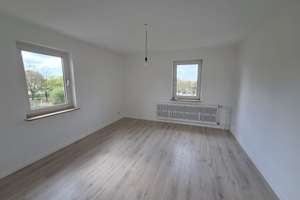 2 Zimmer Wohnung frisch renoviert in der 3. Etage – Clemens Veltum Str. 113, 44147 Hafen, Dortmund – Vorschaubild 2