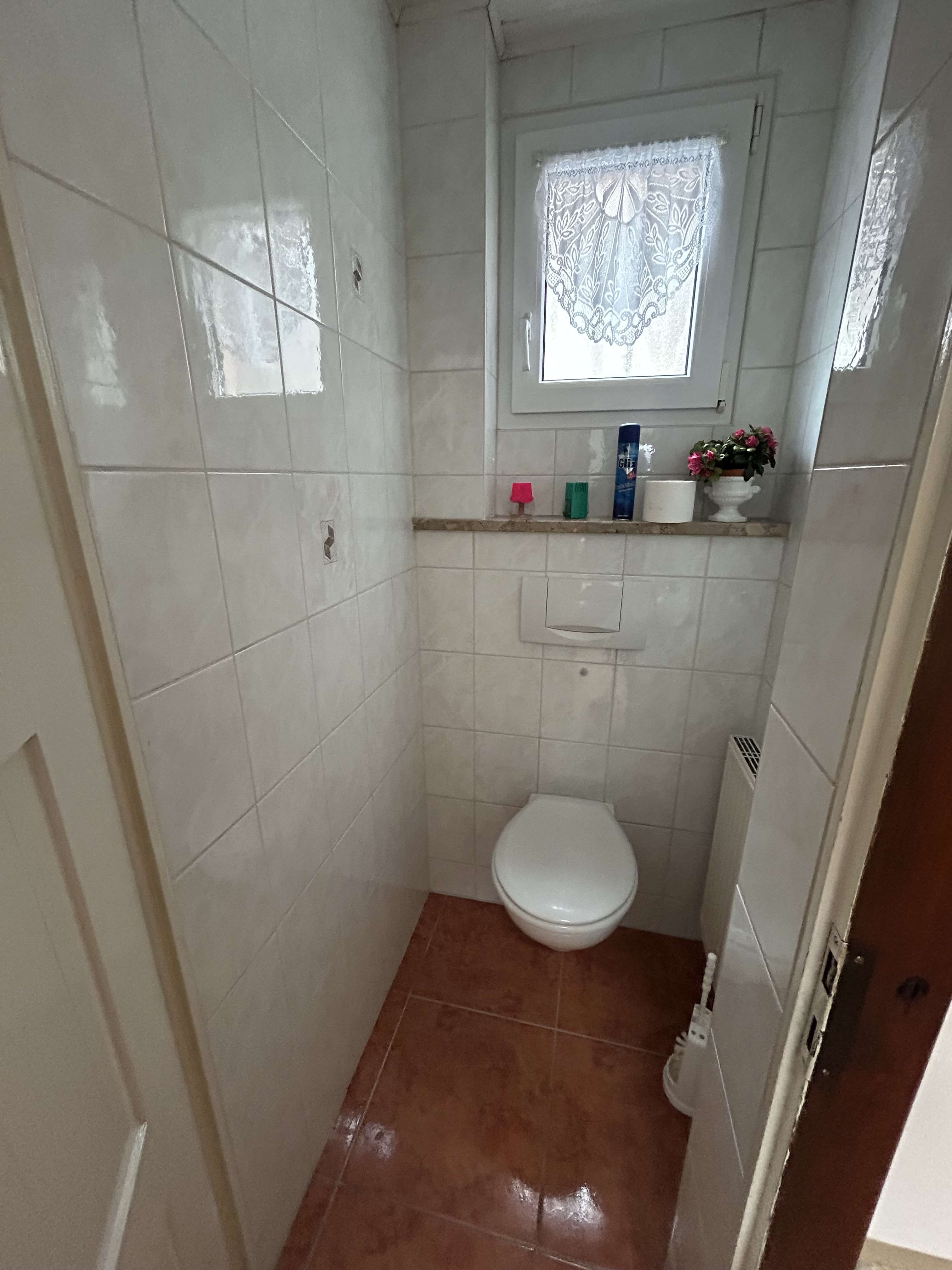 Immobilie in Floh-Seligenthal - Verkaufe interessante Bestandsimmobilie mit Werkstattanbau, Innenhof und kleinen Garten am Bachlauf! - Bild 10