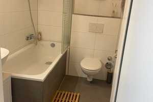 Modernisierte 2-Zimmer-Wohnung mit Balkon und Einbauküche in Aachen – Aachen – Vorschaubild 2