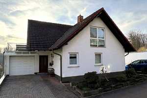 Gepflegtes Wohnhaus mit Einliegerwohnung und Ausbaureserve – Kaiserslautern – Vorschaubild 1