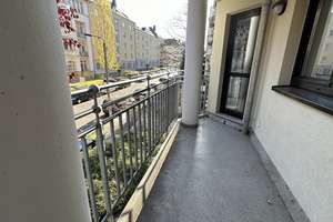 Mit Lift ins 4. OG - Balkon - Wanne + Dusche - Tiefgaragenstellplatz u.v.m. – Georg-Landgraf-Straße 21, 9112 Kaßberg, Chemnitz – Vorschaubild 2
