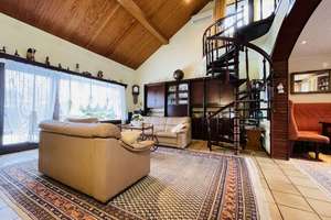 Einfamilienhaus mit Einliegerwohnung - 8,5 Zimmer, 240m², Garten, neuer Terrasse, Balkon und EBK – Die vollständige Adresse der Immobilie erhältst du vom Anbieter., 38259 Beinum, Salzgitter – Vorschaubild 3