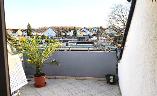 Maisonettewohnung mit großzügigem Sonnenbalkon, 2 Bädern, Garage und Stellplatz