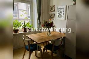 Tauschwohnung: Schöne Altbauwohnung mit Balkon in St. Georg