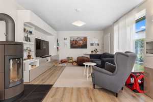 Modernes Einfamilienhaus mit Smart-Home, Kaminofen und Doppelgarage – Enzkreis – Vorschaubild 5