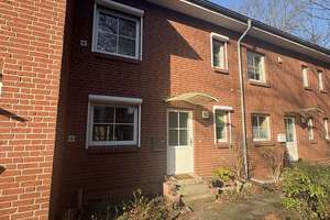 Charmantes Reihenmittelhaus mit Terrasse in familienfreundlicher Lage von Hamburg-Mümmelmannsberg