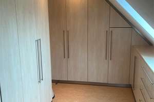 Uetze-Dedenhausen: Neuwertiges Einfamilienhaus mit 2. Eingang in Bürobereich – Die vollständige Adresse der Immobilie erhältst du vom Anbieter., 31311 Uetze – Vorschaubild 18