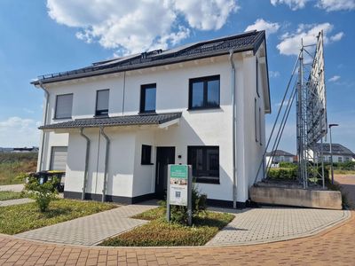 Jetzt zugreifen! Familienfreundliches Zuhause mit großem Garten in Gensingen