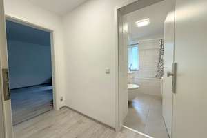 "Von BAIMEX" Modernisierte 2-Zi 40m² Wohnung in Varresbeck – Die vollständige Adresse der Immobilie erhältst du vom Anbieter., 42115 Elberfeld West, Wuppertal – Vorschaubild 4