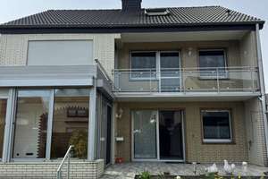 [RESERVIERT] Freistehendes Einfamilienhaus mit 2 Garagen und großem Grundstück in Neukirchen-Vluyn – Inneboltstraße 16, 47506 Neukirchen-Vluyn – Vorschaubild 4
