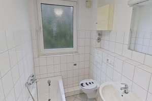 Großzügig geschnittene 3-Zimmer-Wohnung mit BALKON – Lahrkampstraße 23, 33104 Schloß Neuhaus, Paderborn – Vorschaubild 11