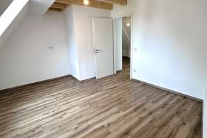 Neu ausgebaute DG Wohnung mit Galerie – Georgenstraße 41, 86152 Georgs- und Kreuzviertel, Augsburg – Vorschaubild 11