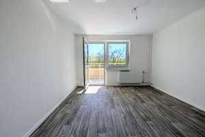 Helle 3-Raumwohnung mit LED-Spots und traumhaftem Ausblick – Wenzel-Verner-Straße 21, 9120 Helbersdorf, Chemnitz – Vorschaubild 9